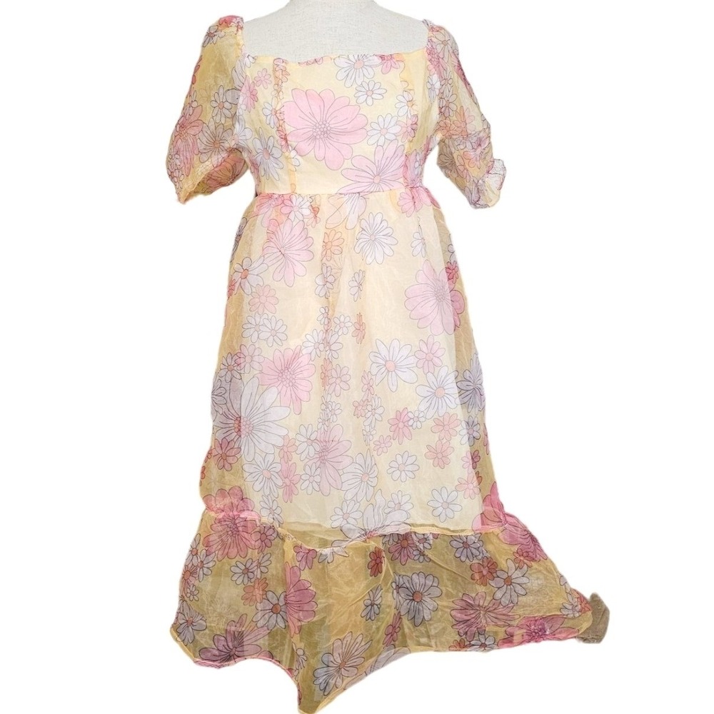Whimsy fairy cottage core‎ Dress Size Medium Yellow pink Floral  daisys
